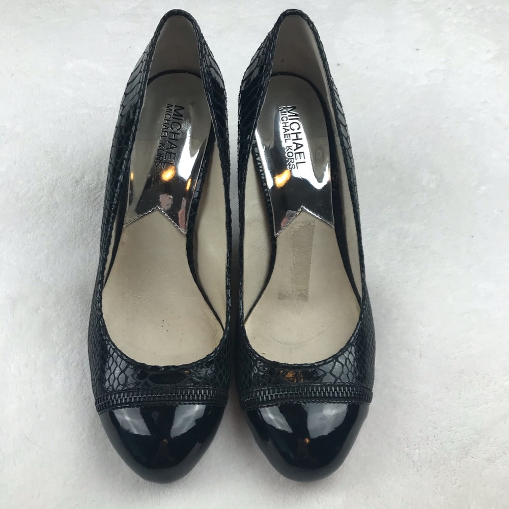 Michael Kors black patent leather heels - Picture 2 of 7